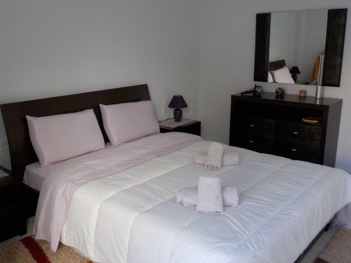 *Oi.Ko House* City Apartments Kato Achaia Eksteriør billede